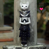 Meong Cat Tall Statuette Sculptures